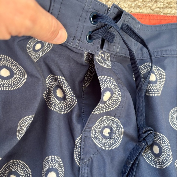 COVA Blue and Orange Board Shorts Mens Size Large - Picture 4 of 6